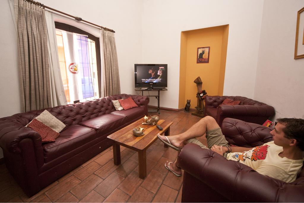 Black Cat Hostel Asuncion Extérieur photo